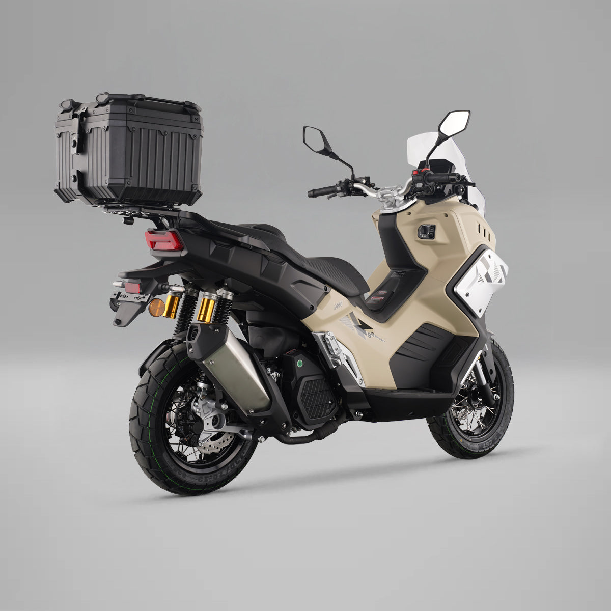 ZAIRON Zs8 Sport Arena Mate - vista tres cuartos trasera derecha